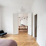Apartment Luxury Style Next To The Market Hall *
